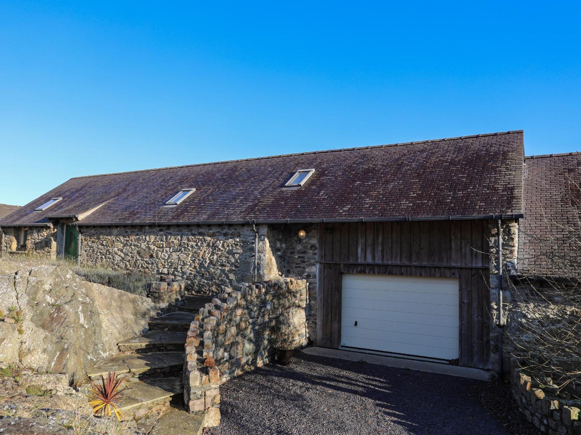 Cosy Barn Villa Dwyran Exteriör bild