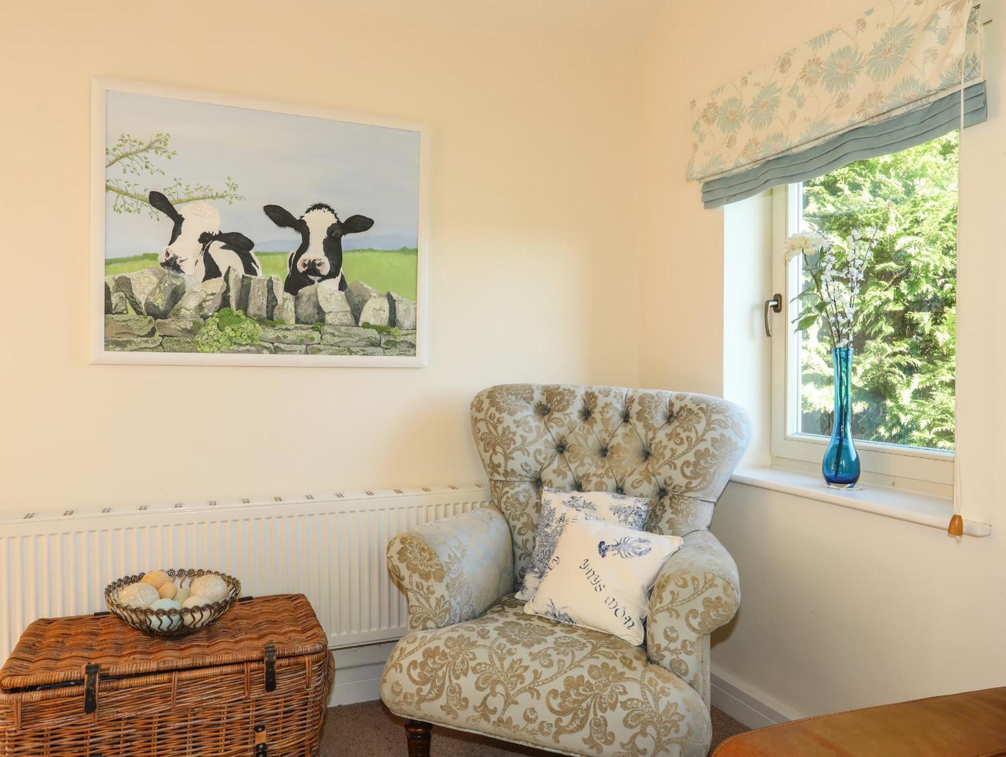 Cosy Barn Villa Dwyran Exteriör bild